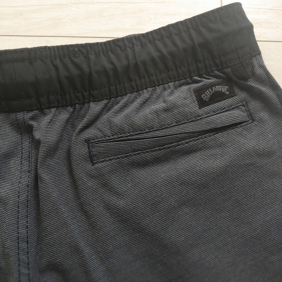 BiLLABONG NEW boys Crossfire Submersible Hybrid Shorts - Picture 6 of 9